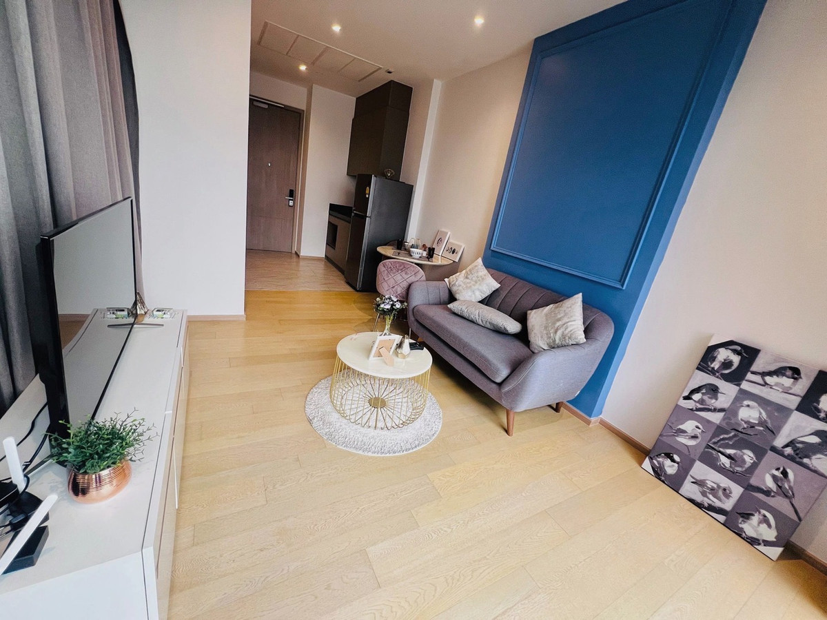 ให้เช่าคอนโดพระราม 9 เพชรบุรีตัดใหม่ RCA : ASHTON RAMA 9 | 1BR 42 SQM ชั้น 36 วิวเมืองแบบพาโนรามา  