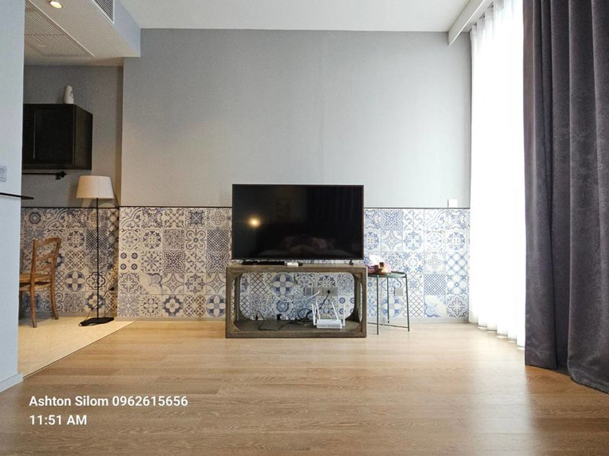 ให้เช่าคอนโดสีลม ศาลาแดง บางรัก : แอสตัน สีลม  ให้เช่า 1 นอน 1 น้ำ พื้นที่ 50 ตรม  40,000 บาท สนใจโทร น้อง 096-2615656 พร้อมให้นัดหมายเข้าชมทุกวัน Ashton Silom 1bed 1 bath 50 Sq,m Rental price 40,000 Baht call Nong 096-2615656 Ready to touring everyday ห้องกว้าง 50 ตรม. พร้อมอยู่ได้เ