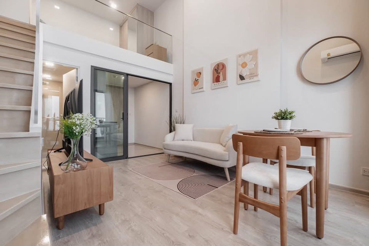 ให้เช่าคอนโดพระราม 9 เพชรบุรีตัดใหม่ RCA : 🔥 ให้เช่า The Tree Pattanakarn–Ekkamai 🔥 ✨ ห้องใหม่แกะกล่อง แบบ Duplex พร้อมอยู่