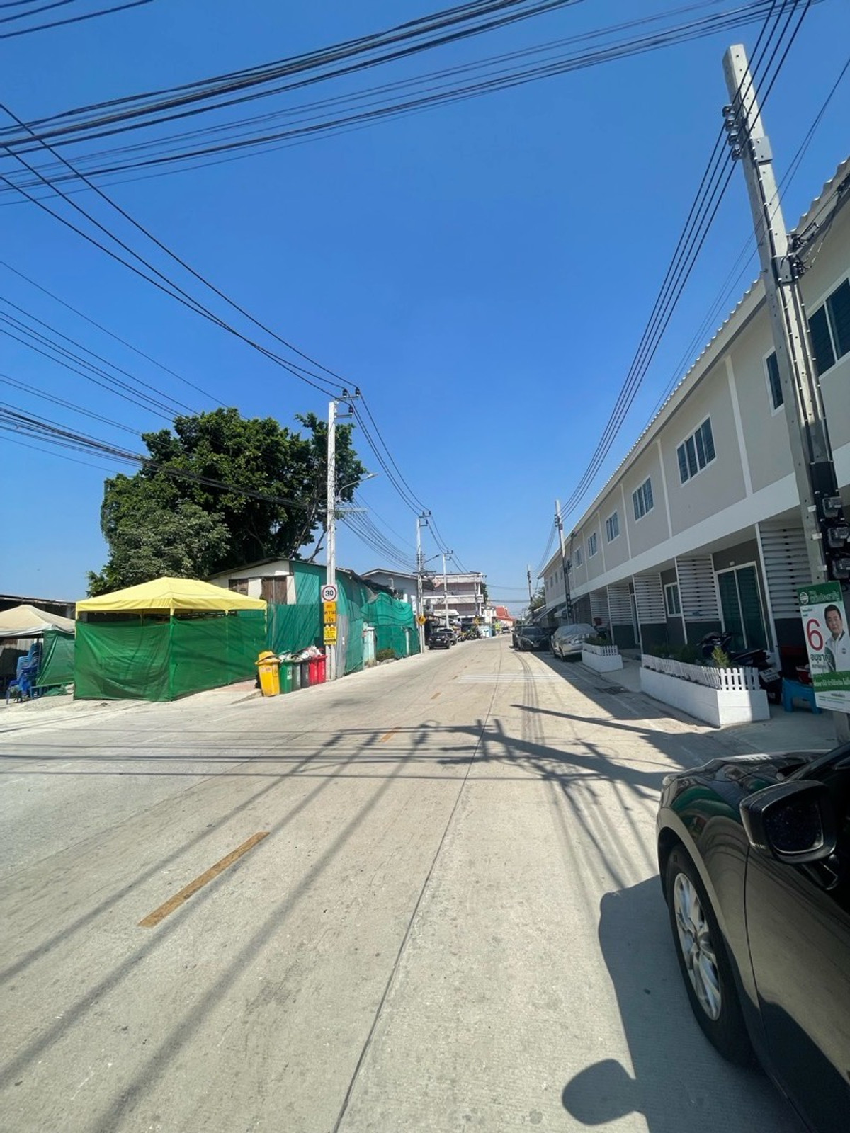 ขายที่ดินสะพานควาย จตุจักร : ที่ดินริมคลองเปรมประชากร ฝั่งตรงข้าม ม.เกษตรศาสตร์ เนื้อที่ 1 ไร่ 3 งาน 91 ตารางวา