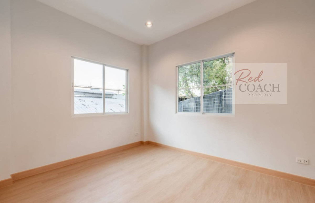 ขายบ้านพุทธมณฑล ศาลายา : 🏡 ขายด่วน! บ้านหลังมุม รีโนเวทใหม่ หมู่บ้านอิมเมจเพลส พุทธมณฑลสาย 4