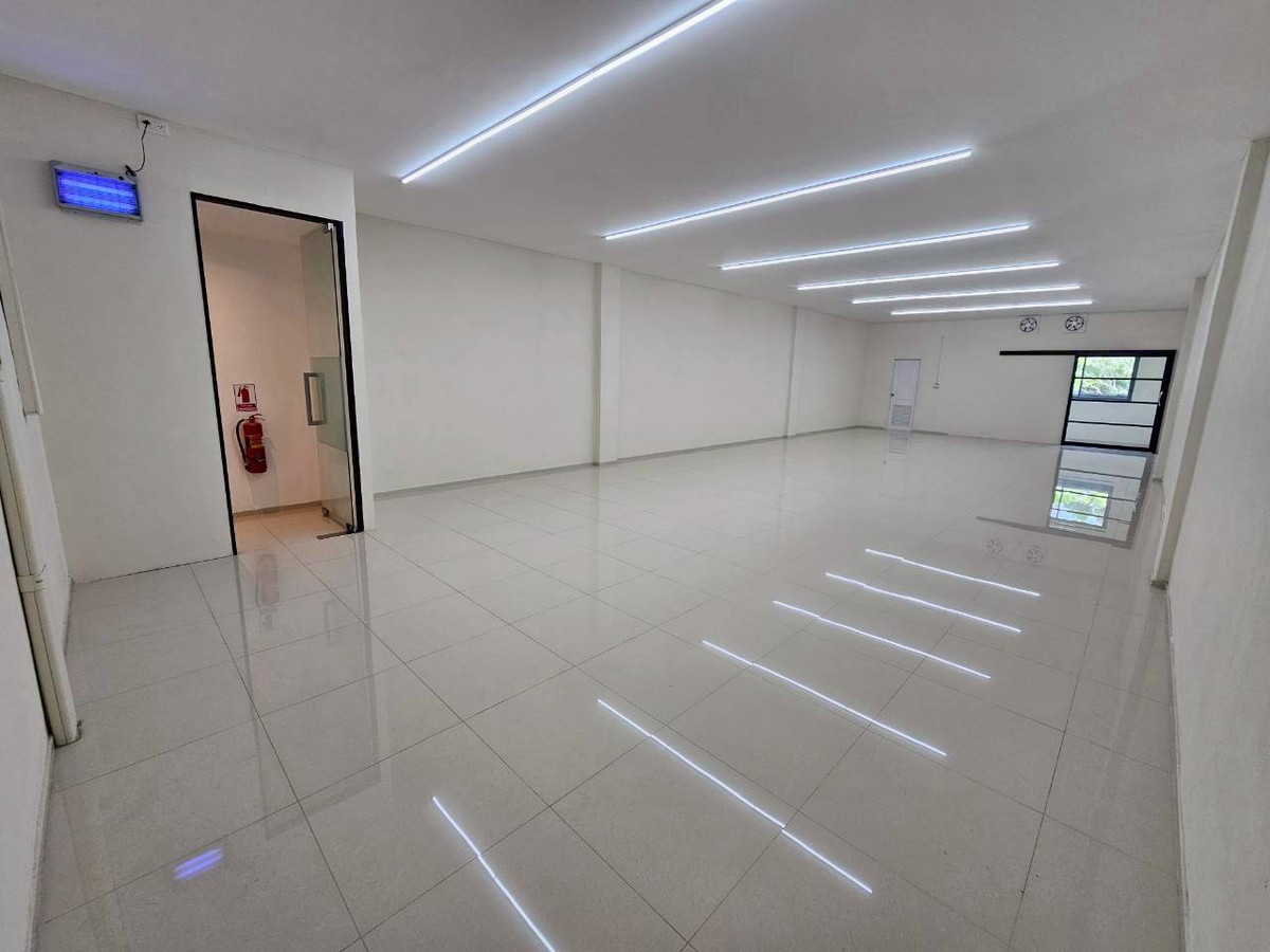 ให้เช่าสำนักงานอ่อนนุช อุดมสุข : ให้เช่าอาคารสำนักงานพร้อมโกดัง สุขุมวิท 103 อุดมสุข ( SPSEVE1660 )