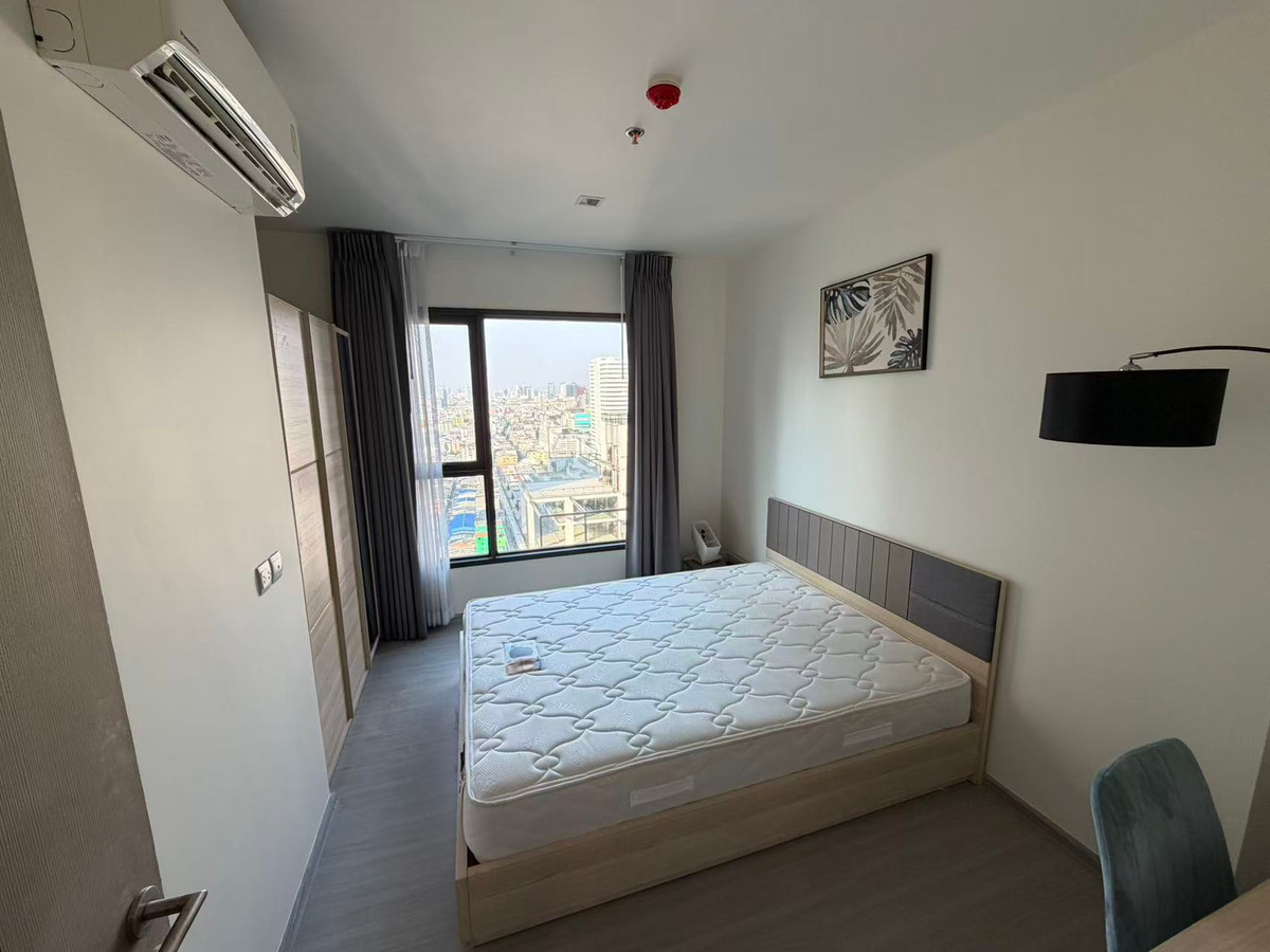For RentCondoRama9, Petchburi, RCA : Life Asoke - Rama 9 New decorated condo 29fl 33sqm rent 18000thb