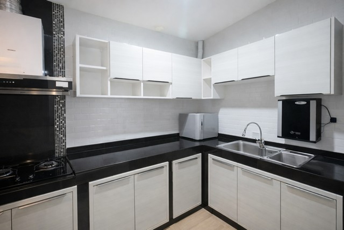 For SaleTownhomeRama5, Ratchapruek, Bangkruai : Casa Waterside Rama 5, comfortable for the whole family, 4 bedroom townhouse, quality project, loss.