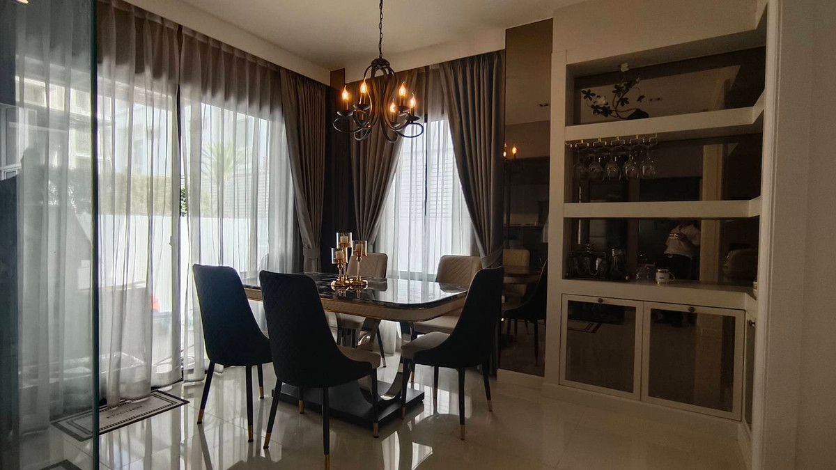 ขายทาวน์โฮมเกษตร นวมินทร์ ลาดปลาเค้า : ทาวน์โฮมโครงการ The Landmark เอกมัย-รามอินทรา ทำเลดีในย่าน CBD ใกล้ทางด่วน