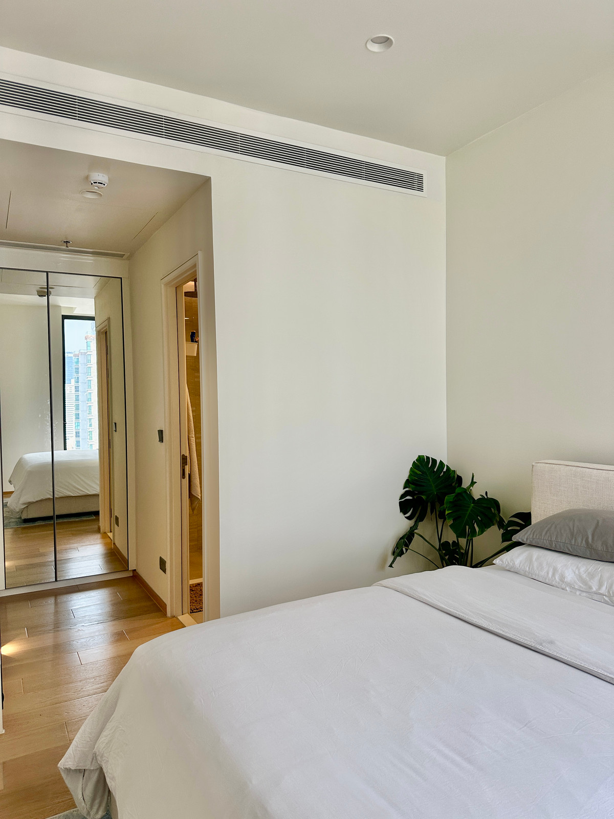 ขายคอนโดสาทร นราธิวาส : ANIL Sathorn 12  - CHANINTR-FURNISHED HIGH-FLOOR RESIDENCE