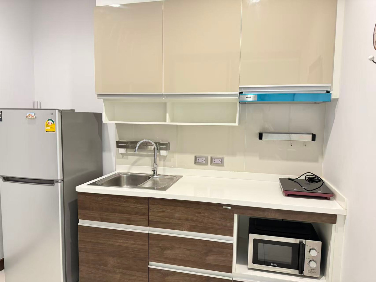 ให้เช่าคอนโดสุขุมวิท อโศก ทองหล่อ : PFD-07927 ให้เช่า Supalai Oriental Sukhumvit 39 ใกล้ BTS พร้อมพงษ์ 1 นอน 57 ตรม. ชั้น 2 ห้องกว้าง 30,000 บาท