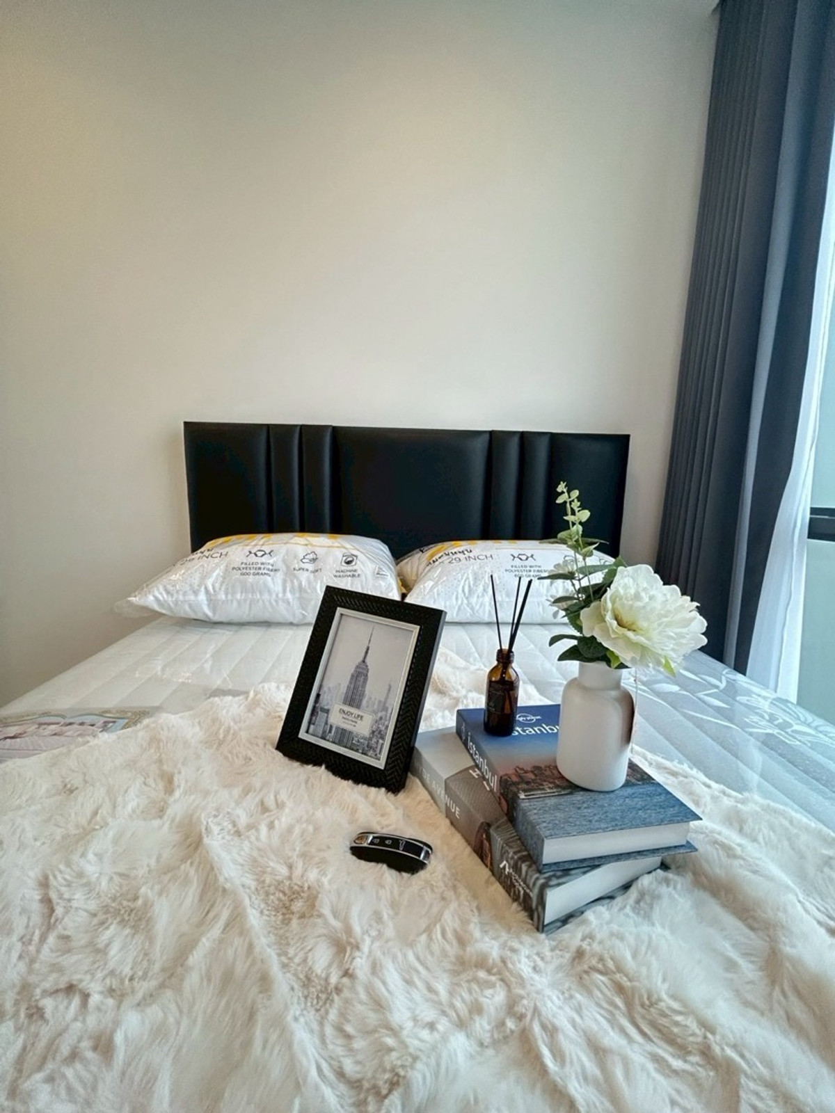 CondoBang Sue, Wong Sawang, Tao Pun : Corner room, view of the Chao Phraya River curve