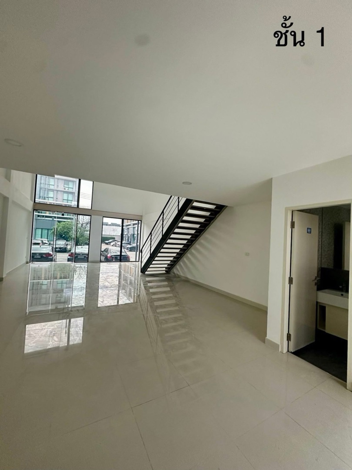 ให้เช่าโฮมออฟฟิศเกษตร นวมินทร์ ลาดปลาเค้า : เช่า โมเดิร์น โฮมออฟฟิศ สำนักงาน @ เกษตร-นวมินทร์ (ถนน ประเสริฐมนูกิจ) ติดกับ โรงเรียน เด่นหล้า DBDS Denla British School 