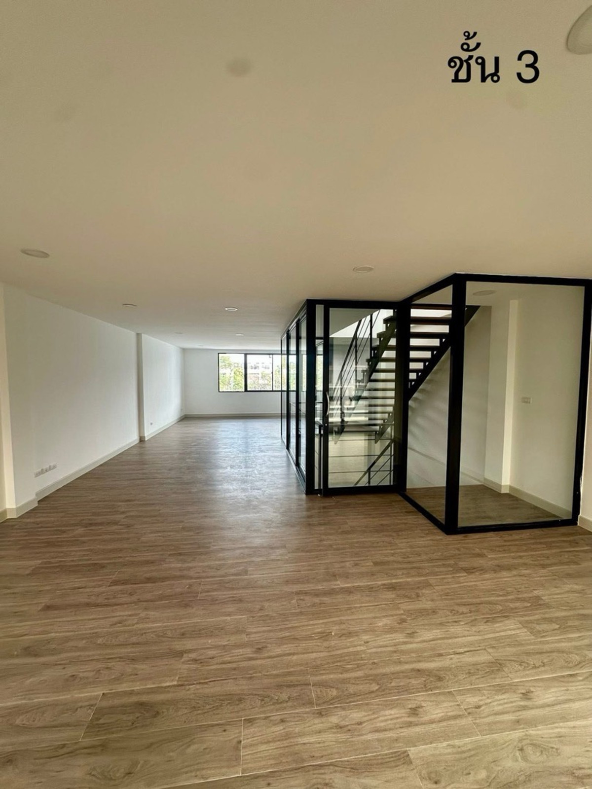 ให้เช่าโฮมออฟฟิศเกษตร นวมินทร์ ลาดปลาเค้า : เช่า โมเดิร์น โฮมออฟฟิศ สำนักงาน @ เกษตร-นวมินทร์ (ถนน ประเสริฐมนูกิจ) ติดกับ โรงเรียน เด่นหล้า DBDS Denla British School 