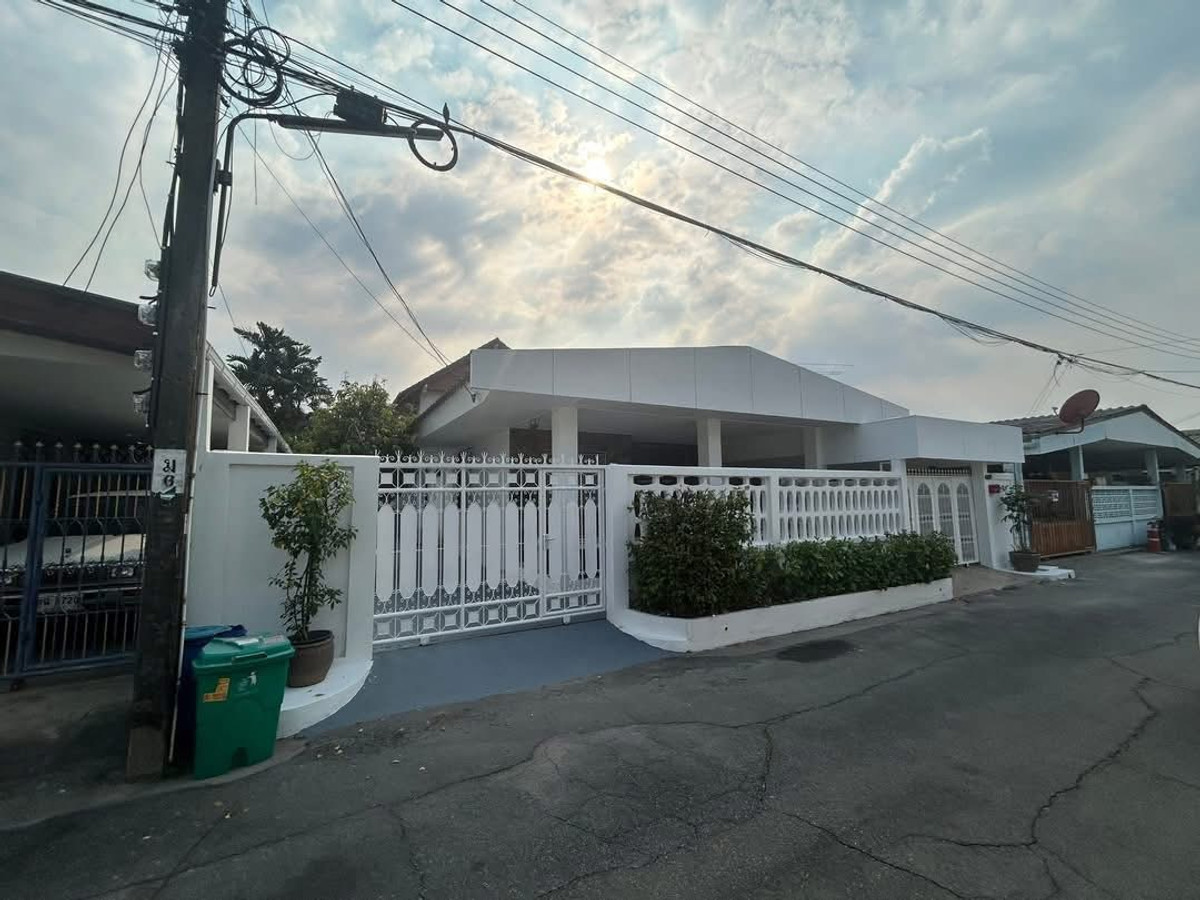 For RentHouseNawamin, Ramindra : Single-storey detached house for rent 🏡Nawamin Road 68 *️⃣Just renovated the whole house*️⃣