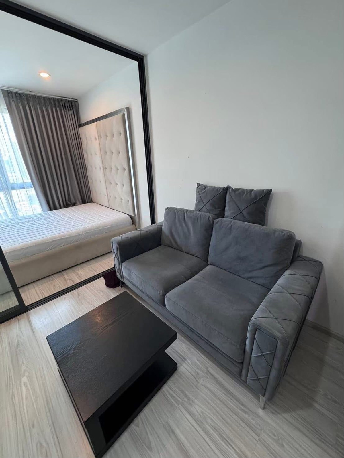 For RentCondoBang Sue, Wong Sawang, Tao Pun : For rent, corner room with beautiful built-ins, Ideo mobi Wongsawang, next to MRT Bang Son.