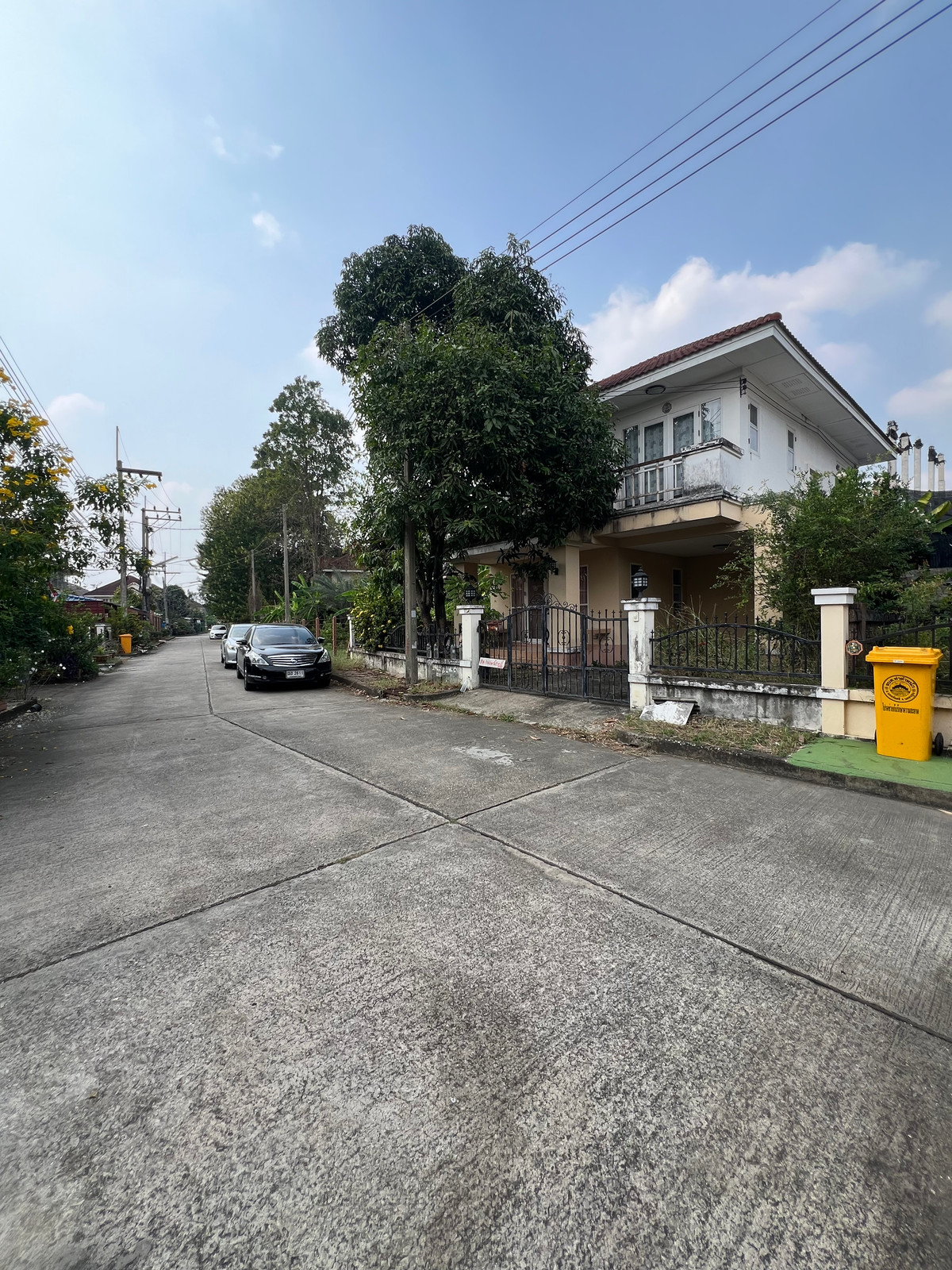 For SaleHouseMin Buri, Romklao : Corner unit, ready to move in, appointments available every day.