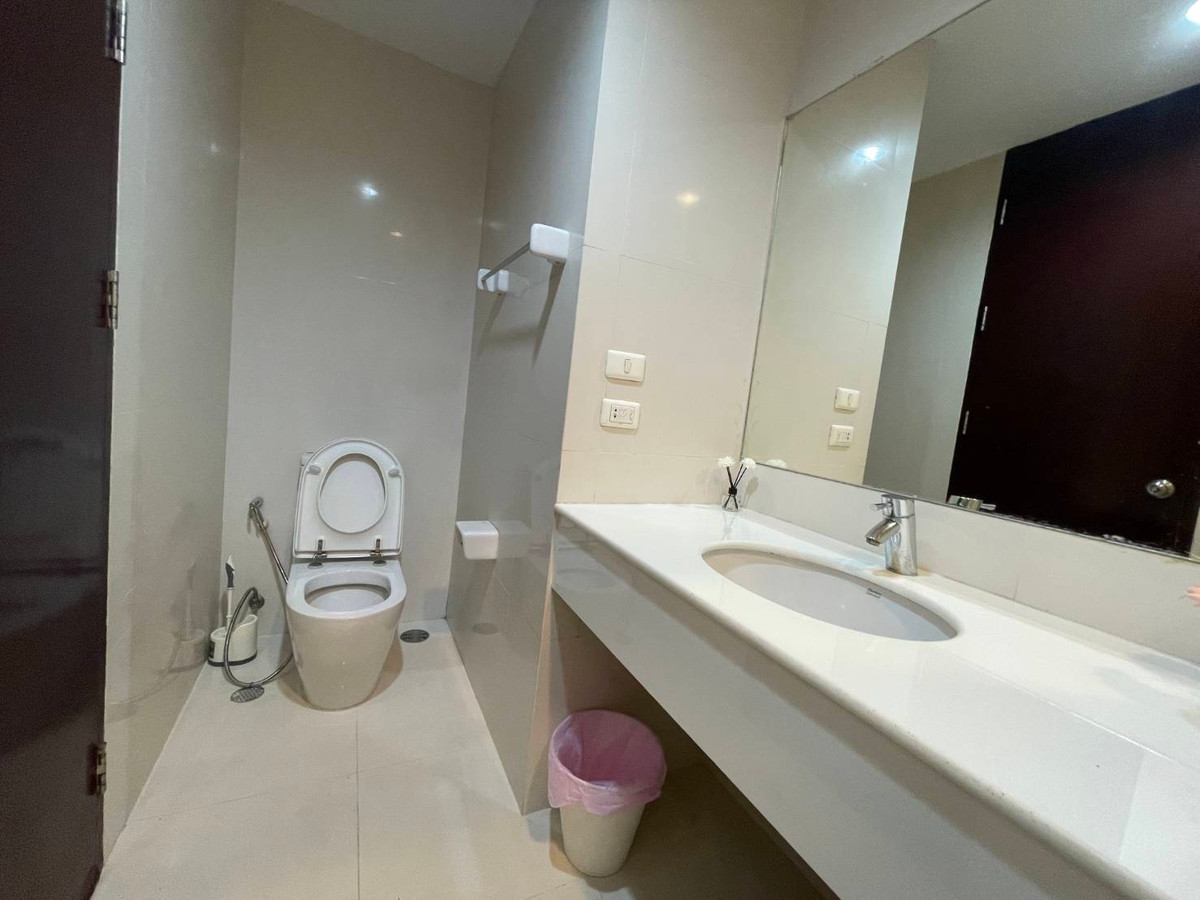 ให้เช่าคอนโดรัชดา ห้วยขวาง : Amanta Ratchada Condo for RENT ให้เช่า ** big room 2bed 2bath 85 Sq,m fully finished call 096-2615656  ห้องกว้างมาก 85 ตรม. 2 นอน 2 น้ำ เฟอร์ครบ พร้อมอยู่@33,000บาท/month Call 096-2615656    Location : Thailand culture Center Station  Rental Price : 33,00