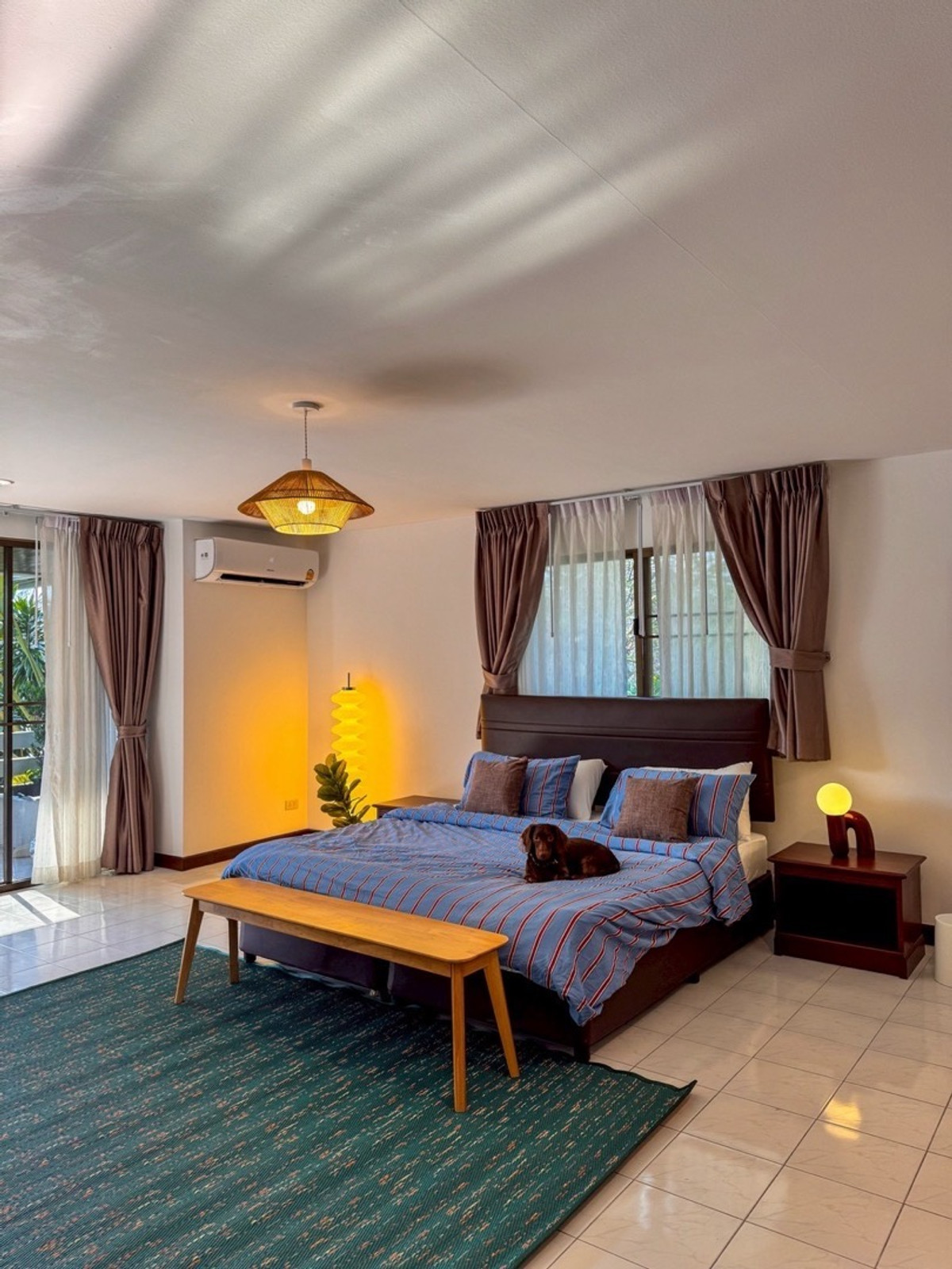 คอนโดพัทยา บางแสน ชลบุรี สัตหีบ : [For Sale/Rent] Luxury Beachfront Condo @ Grand Condotel Jomtien - 3BR / 197 SQM | Small Pets Considered | Sale 13.9 MB | Rent 55k per Month