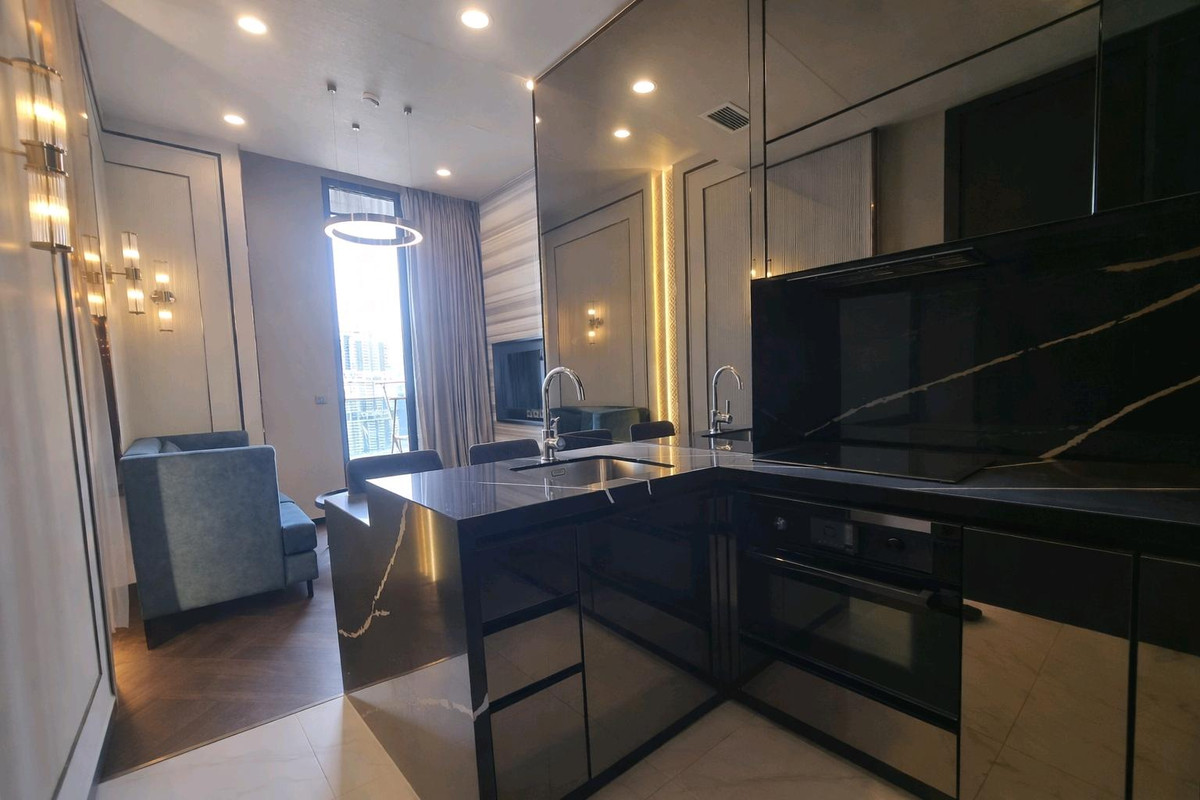 ให้เช่าคอนโดสุขุมวิท อโศก ทองหล่อ : Condo for rent The Esse Sukhumvit 36 