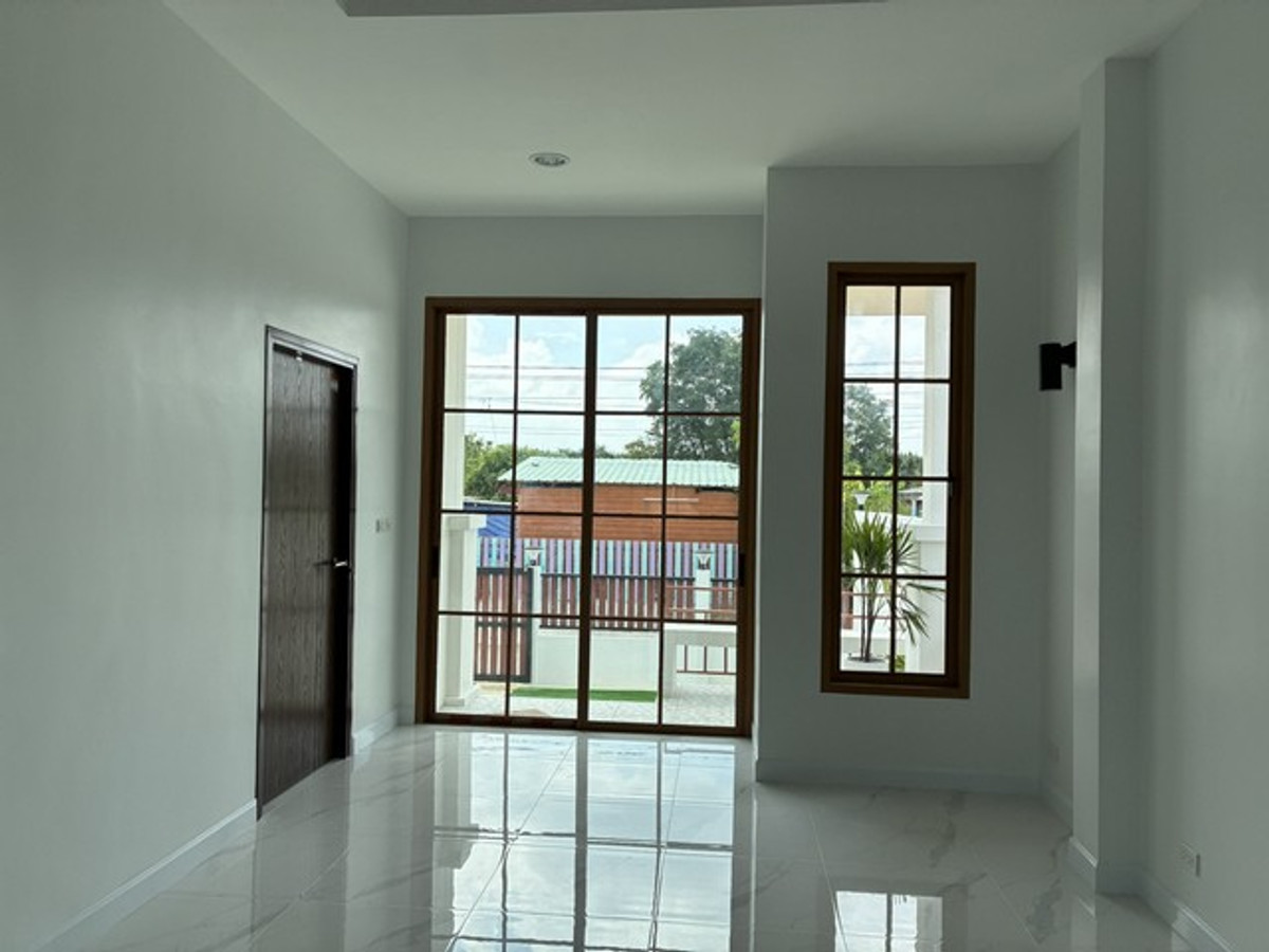 ขายบ้านนนทบุรี บางใหญ่ บางบัวทอง : บ้านเดี่ยวสร้างเองนอกโครงการ คุ้มค่า พื้นที่ครบ ทำเลบางใหญ่ ซอยแสนกาญจนา1