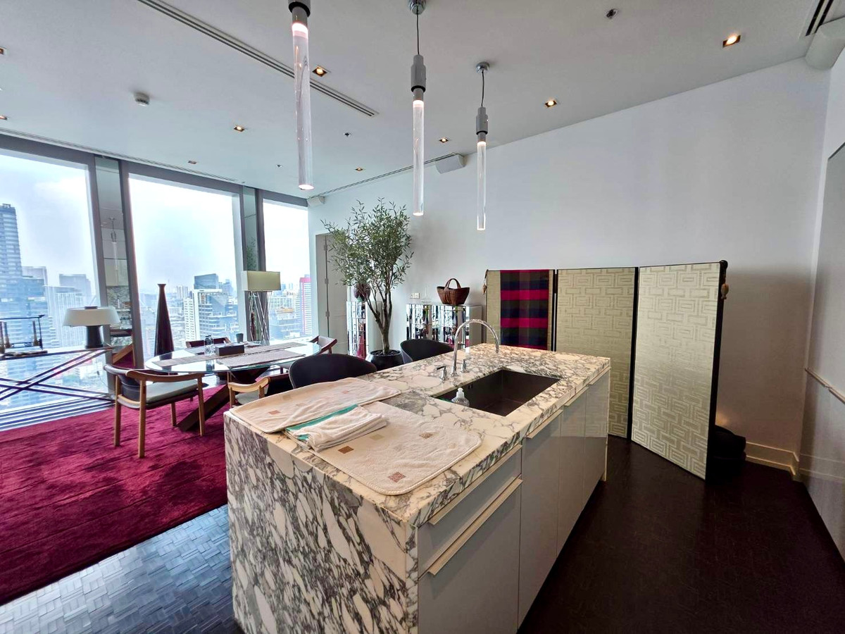 For SaleCondoSathorn, Narathiwat : The Ritz Carlton Residences: 2bed 2.5bath 146sqm. 3X Fl 60,000,000 Am: 0656199198