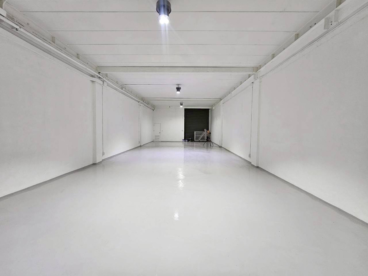 ให้เช่าสำนักงานอ่อนนุช อุดมสุข : ให้เช่าอาคารสำนักงานพร้อมโกดัง สุขุมวิท 103 อุดมสุข ( SPSEVE1660 )