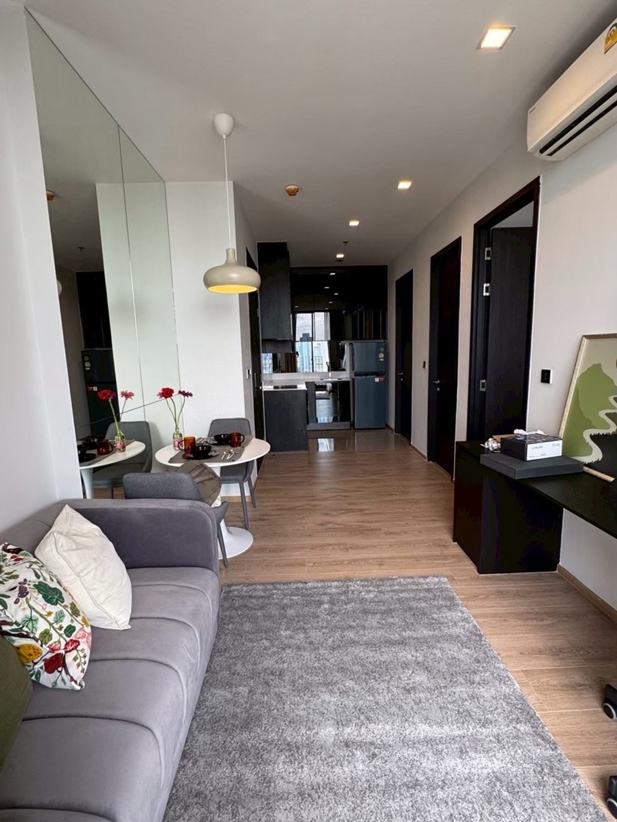 ให้เช่าคอนโดอารีย์ อนุสาวรีย์ : ให้เช่าคอนโด โนเบิล อราวน์ อารีย์🍁 2 ห้องนอน 🍁 ห้องแต่งสวย 🍁 ราคาดีมาก 28,000 บาท เท่านั้น 🍁 ใกล้ bts อารีย์ 
