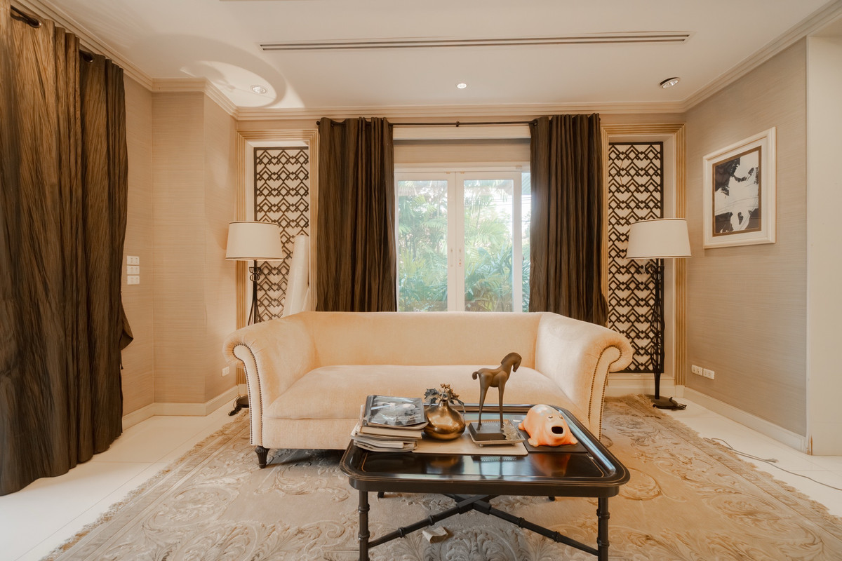 HouseEakachai, Bang Bon : The Palazzo Kanlapaphruek-Sathorn, close to the city, great value