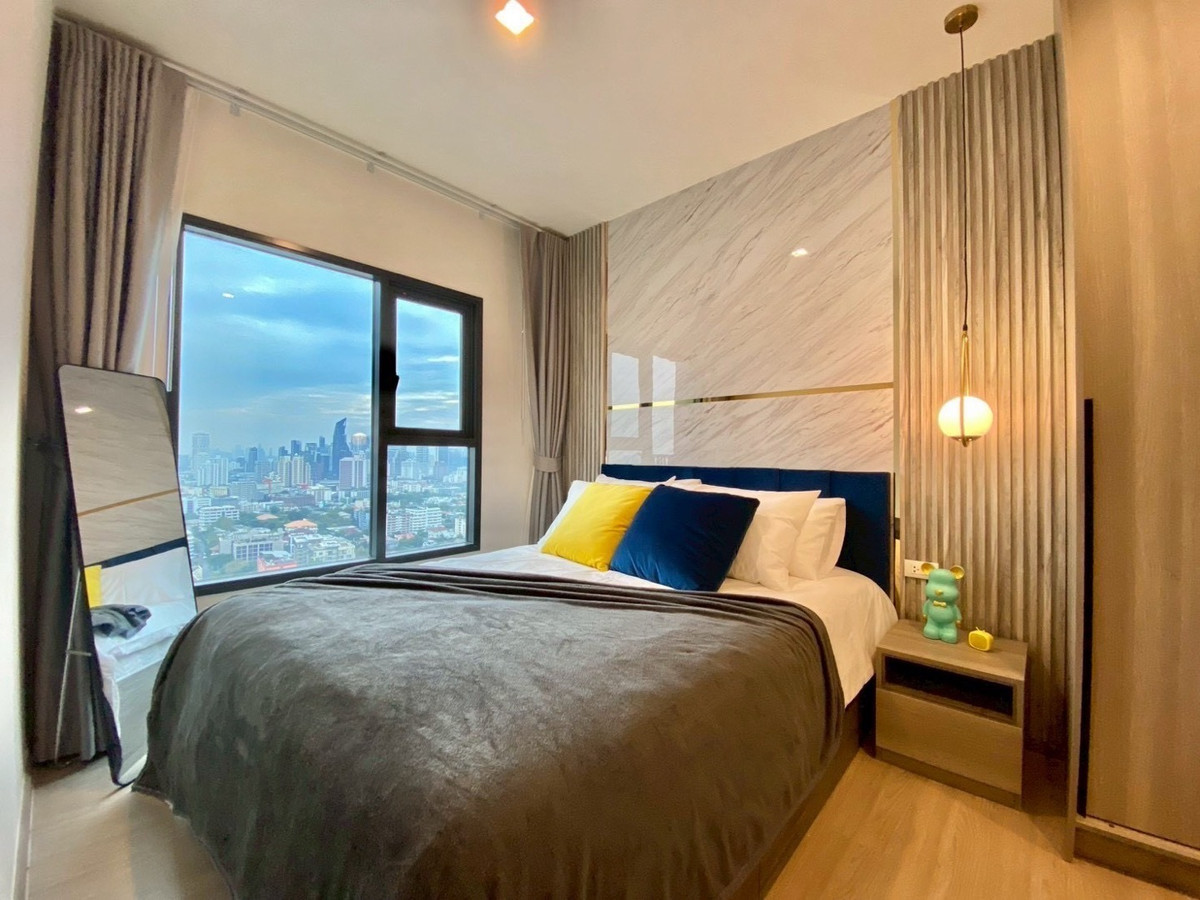 For SaleCondoRama9, Petchburi, RCA : ⭐️⭐️⭐️Condo for sale The Base Phetchaburi Thonglor size 32 Sq.m 1 bed 1 bath only 4.29 MB only!! Contact 086-795-9997 (Jimmy)