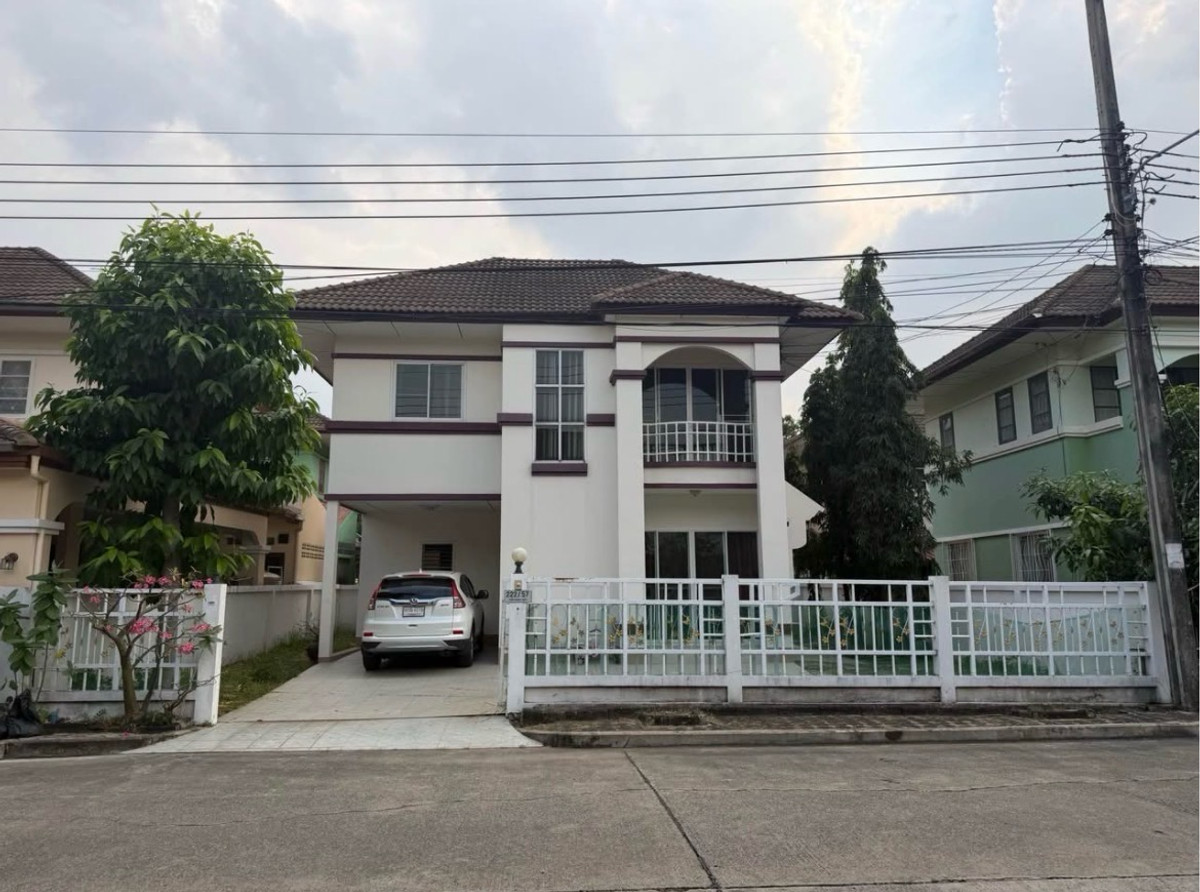 ให้เช่าบ้านนวมินทร์ รามอินทรา : 🏡 ให้เช่าบ้านเดี่ยว หมู่บ้านลลิล สุขาภิบาล 5 ซอย 63 บ้านกว้าง รีโนเวทใหม่ ทำเลดี พร้อมเข้าอยู่ พท 52 ตร.ว.  3 นอน 2 น้ำ ที่จอดรถเยอะ 17,000 บ/เดือน