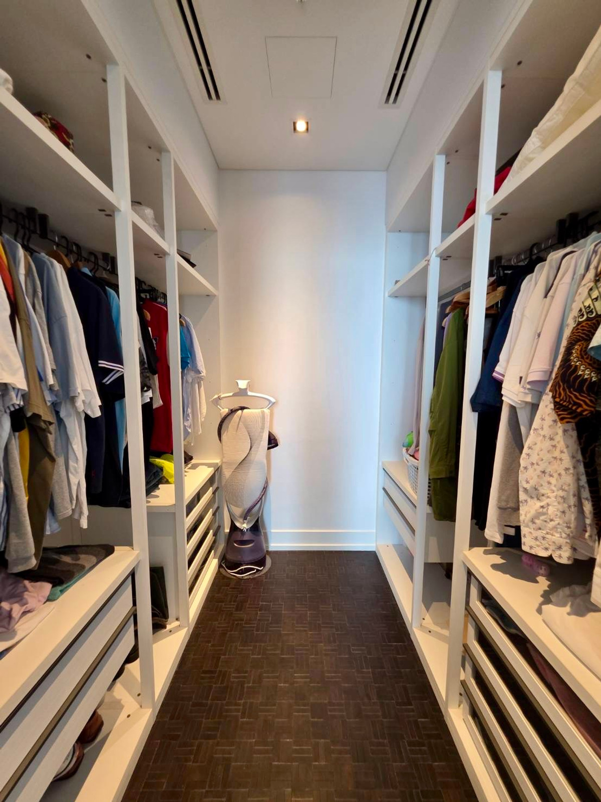 For SaleCondoSathorn, Narathiwat : The Ritz Carlton Residences: 2bed 2.5bath 146sqm. 3X Fl 60,000,000 Am: 0656199198