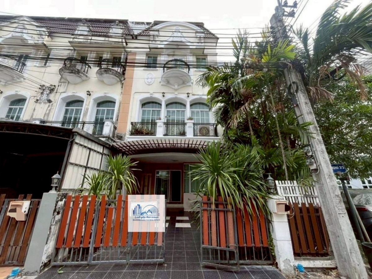 For RentTownhomeLadkrabang, Suwannaphum Airport : Townhome for rent, The Metro Rama 9 🚇🚝🌈