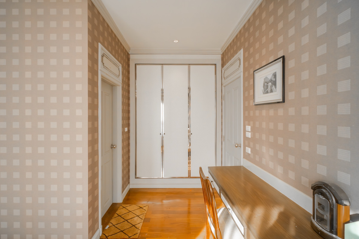 HouseEakachai, Bang Bon : The Palazzo Kanlapaphruek-Sathorn, close to the city, great value