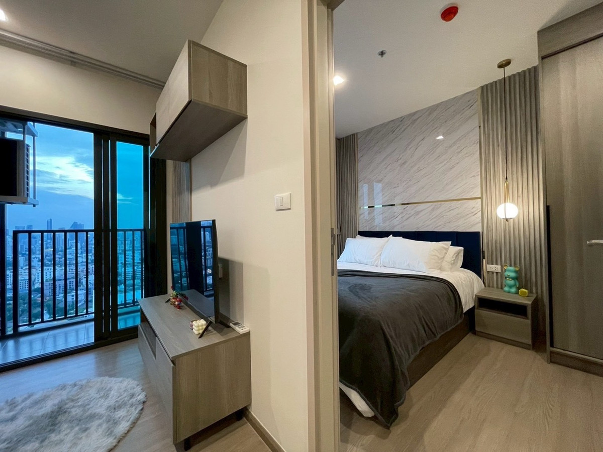 For SaleCondoRama9, Petchburi, RCA : 🏛️🏛️Condo for sale The Base Phetchaburi Thonglor size 33 Sq.m 1 bed 1 bath only 4.29 MB only!! Contact 086-795-9997 (Jimmy)