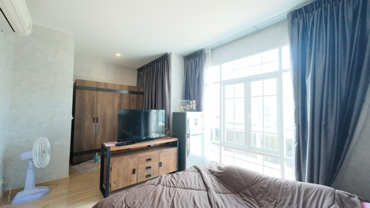 For SaleTownhomeRama5, Ratchapruek, Bangkruai : Casa Waterside Rama 5, comfortable for the whole family, 4 bedroom townhouse, quality project, loss.