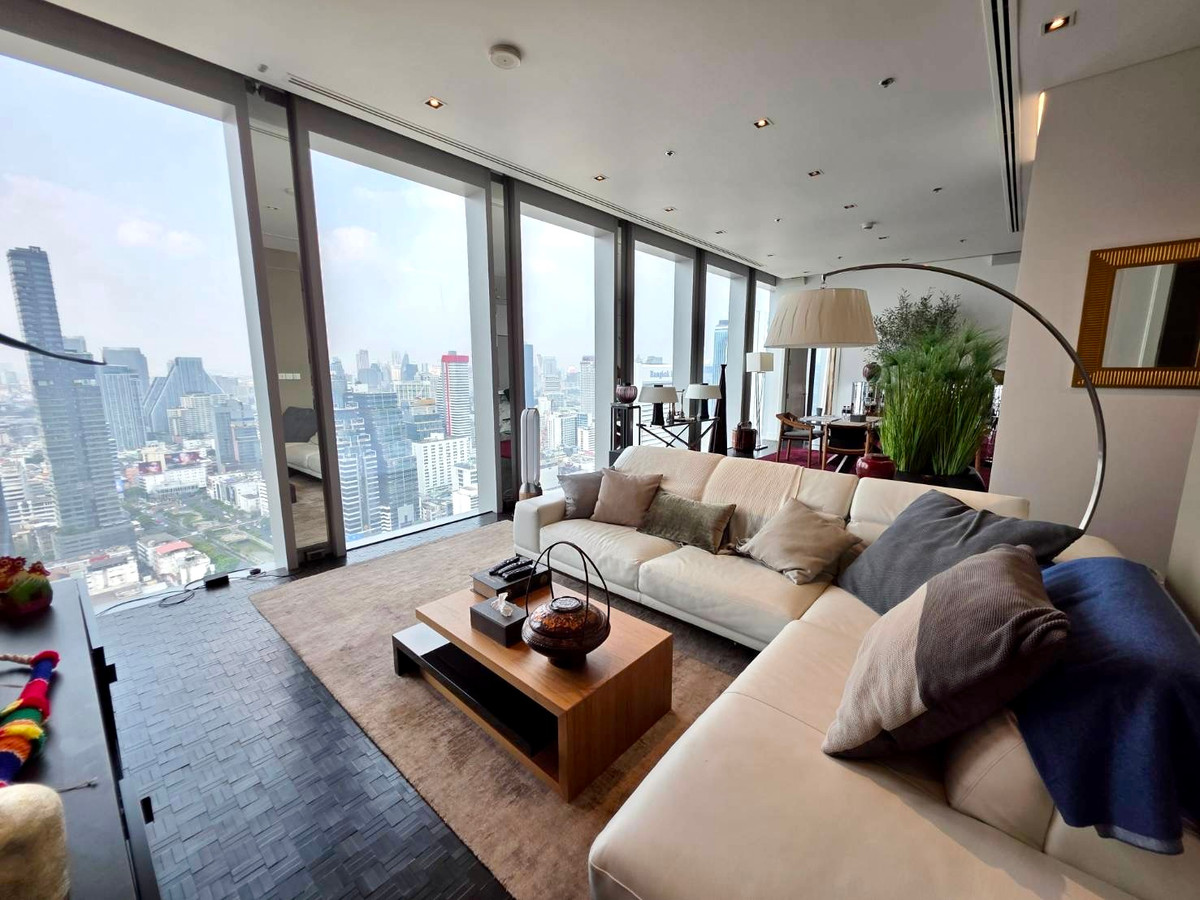 ขายคอนโดสาทร นราธิวาส : The Ritz Carlton Residences: 2bed 2.5bath 146sqm. 3X Fl 60,000,000 Am: 0656199198