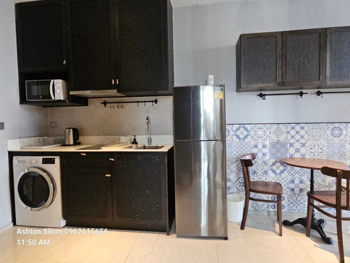 ให้เช่าคอนโดสีลม ศาลาแดง บางรัก : แอสตัน สีลม  ให้เช่า 1 นอน 1 น้ำ พื้นที่ 50 ตรม  40,000 บาท สนใจโทร น้อง 096-2615656 พร้อมให้นัดหมายเข้าชมทุกวัน Ashton Silom 1bed 1 bath 50 Sq,m Rental price 40,000 Baht call Nong 096-2615656 Ready to touring everyday ห้องกว้าง 50 ตรม. พร้อมอยู่ได้เ