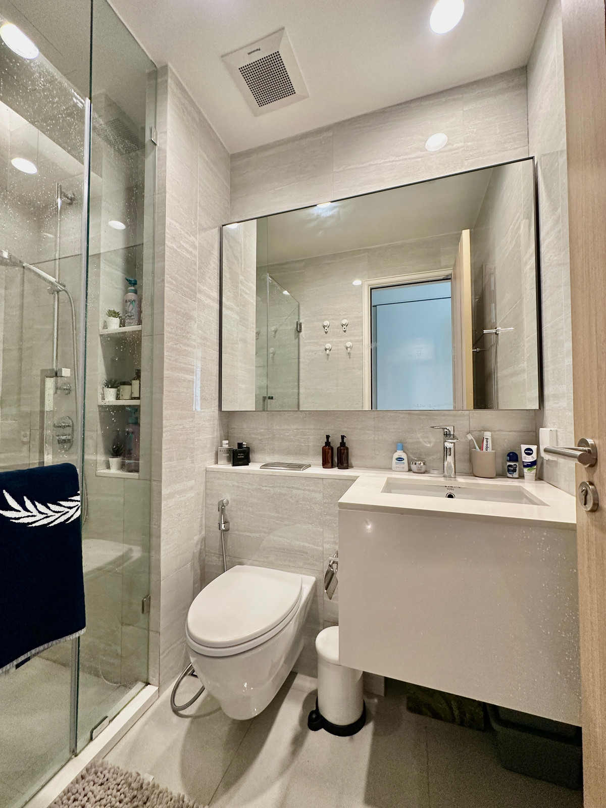 ขายคอนโดสาทร นราธิวาส : ANIL Sathorn 12  - CHANINTR-FURNISHED HIGH-FLOOR RESIDENCE