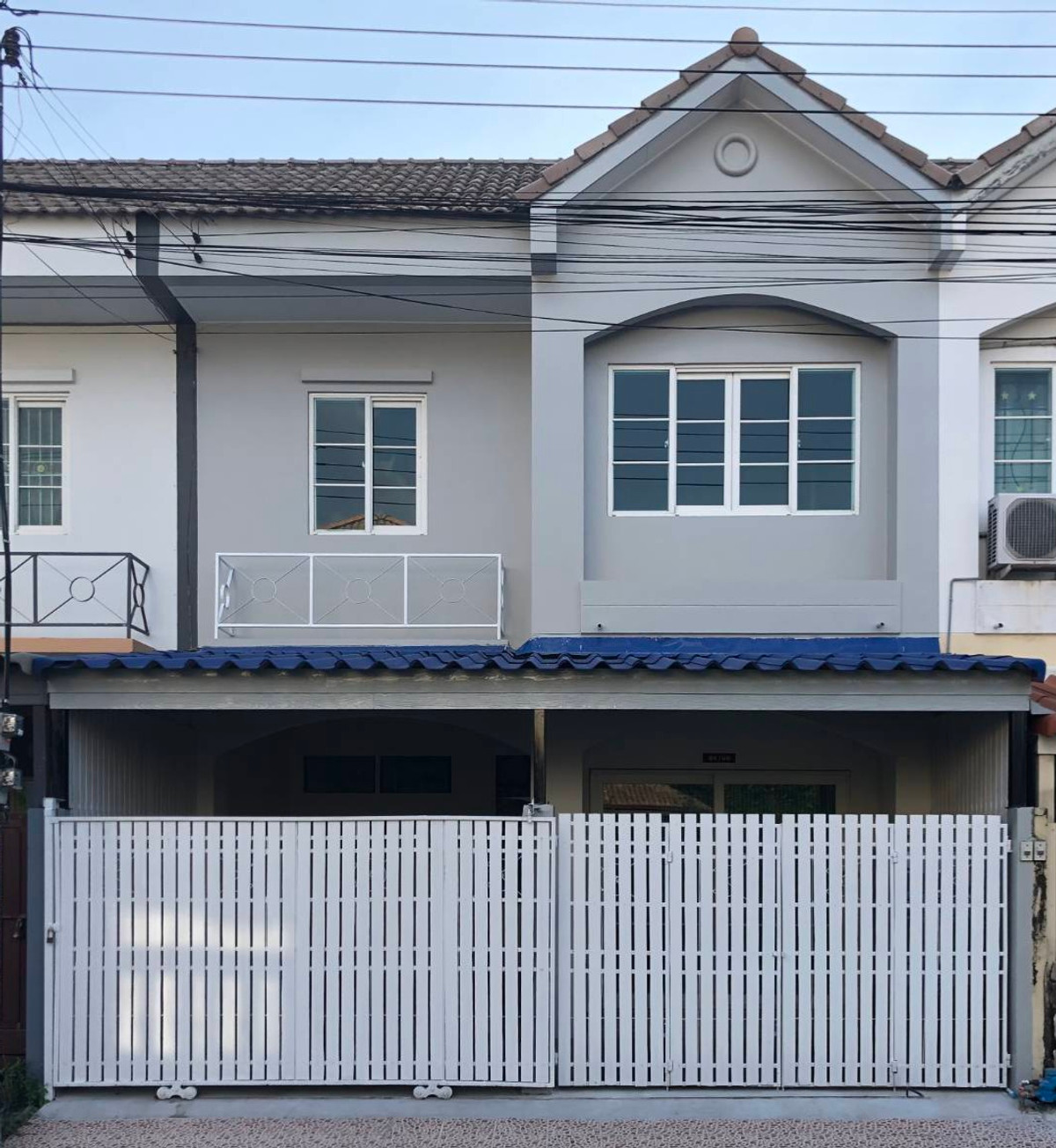 ให้เช่าทาวน์โฮมนนทบุรี บางใหญ่ บางบัวทอง : ให้เช่า ม.บัวทองธานีพาร์ควิลล์8 หน้ากว้าง 6 ม.(ใกล้เซ็นทรัล เวสท์เกต，MRT แยกบางพลู) ถนนจันทร์ทองเอี่ยม บางบัวทอง