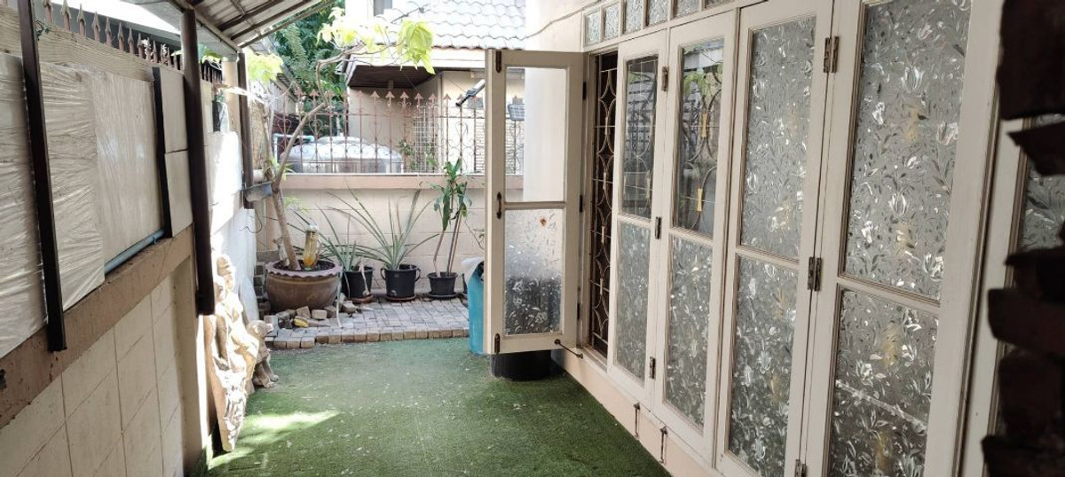 ให้เช่าบ้านนวมินทร์ รามอินทรา : ⚡ ให้เช่า บ้านเดี่ยว 2 ชั้น หมู่บ้านวรารักษ์ ถนน เลียบคลองสอง ขนาด 50 ตร.ว. ⚡