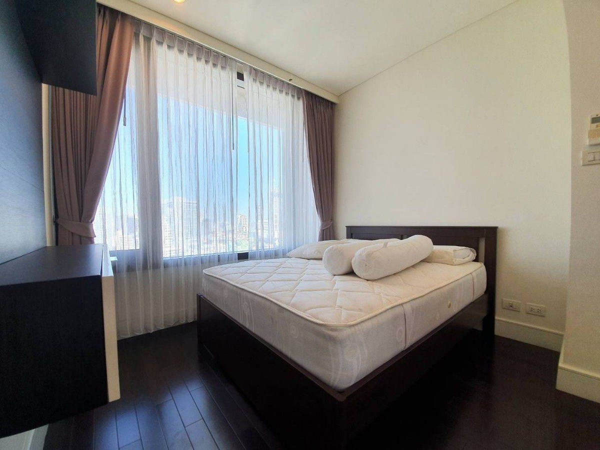 For RentCondoSukhumvit, Asoke, Thonglor : For rent Agusuton sukhumvit 22 Pet friendly only 48,000THB Can move in end of Apr