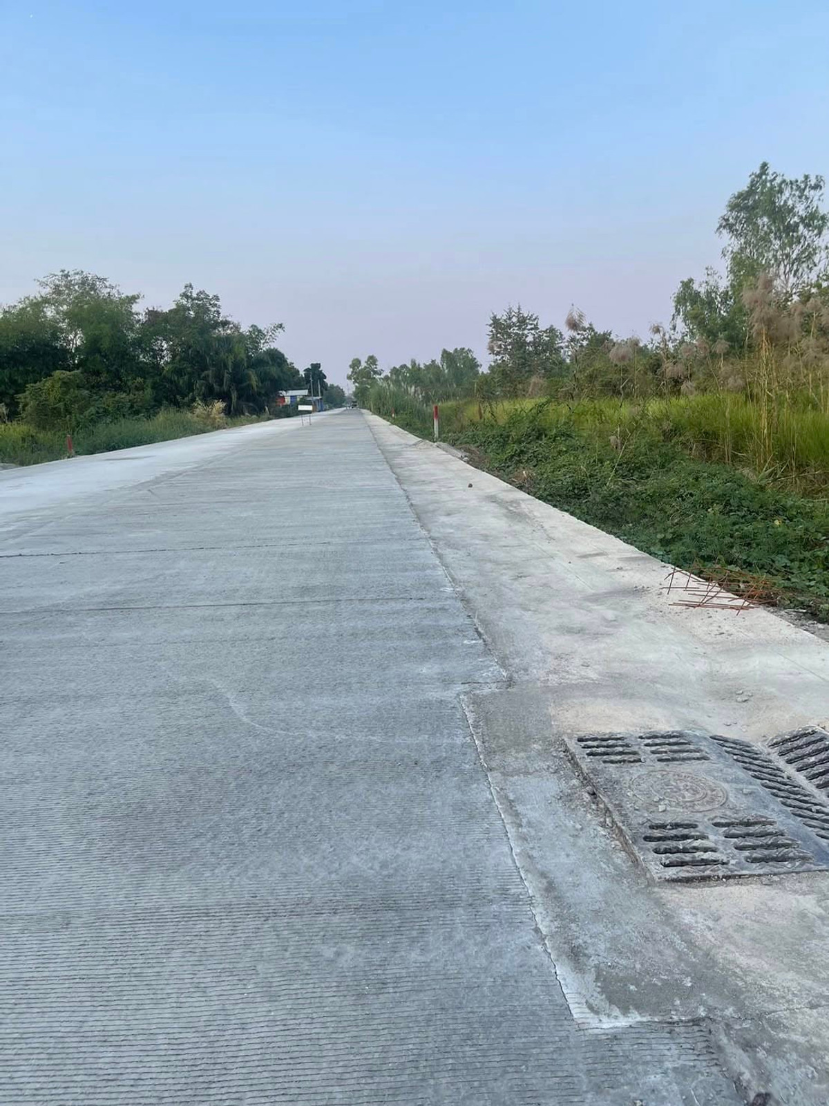 ขายที่ดินปทุมธานี รังสิต ธรรมศาสตร์ : ขายที่ดินเปล่าถมแล้ว 2 ไร่ ซอยไอยรา34 หลังตลาดไท ตรงข้ามโรงเรียนเทศบาลท่าโขลง คลองสอง คลองหลวง ปทุมธานี