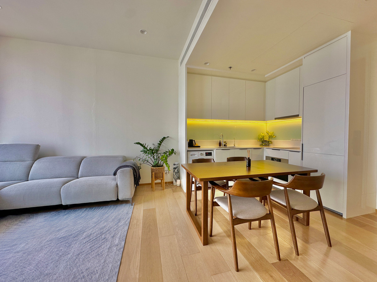 ขายคอนโดสาทร นราธิวาส : ANIL Sathorn 12  - CHANINTR-FURNISHED HIGH-FLOOR RESIDENCE