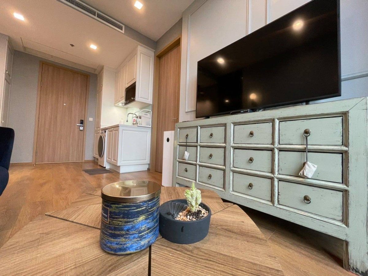 ให้เช่าคอนโดสุขุมวิท อโศก ทองหล่อ : คอนโด Noble Be Sukhumvit 33 ใกล้ BTS พร้อมพงษ์ เเละห้างสรรพสินค้า เฟอร์นิเจอร์ เครื่องใช้ไฟฟ้าครบ พร้อมเข้าอยู่