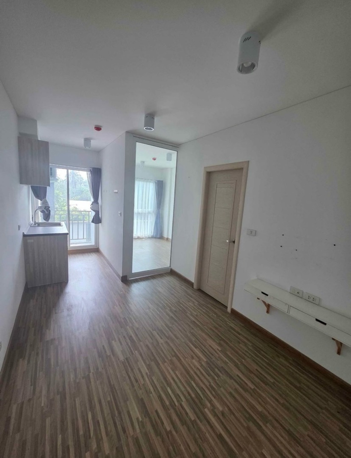 For SaleCondoNonthaburi, Bang Yai, Bangbuathong : 💥Announcement💥 Become a condo owner for less than a million 🔥 Iris Westgate🔥