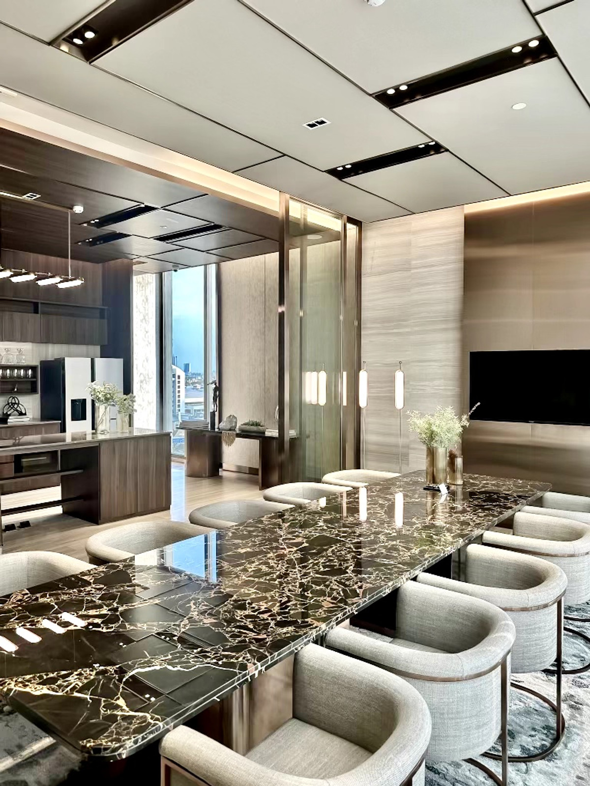 ขายคอนโดสาทร นราธิวาส : ANIL Sathorn 12  - CHANINTR-FURNISHED HIGH-FLOOR RESIDENCE