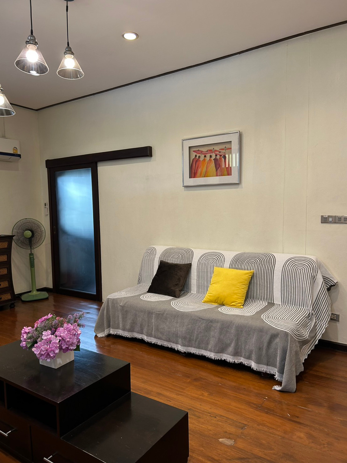 ให้เช่าบ้านมีนบุรี-ร่มเกล้า : ให้เช่า ธารารมณ์ รามคำแหง 150