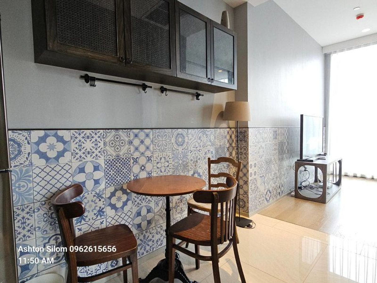 ให้เช่าคอนโดสีลม ศาลาแดง บางรัก : แอสตัน สีลม  ให้เช่า 1 นอน 1 น้ำ พื้นที่ 50 ตรม  40,000 บาท สนใจโทร น้อง 096-2615656 พร้อมให้นัดหมายเข้าชมทุกวัน Ashton Silom 1bed 1 bath 50 Sq,m Rental price 40,000 Baht call Nong 096-2615656 Ready to touring everyday ห้องกว้าง 50 ตรม. พร้อมอยู่ได้เ