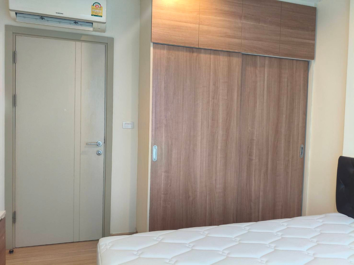 For SaleCondoRama9, Petchburi, RCA : for sale condo The Base Rama 9 - Ramkamhaeng (S15-27879)