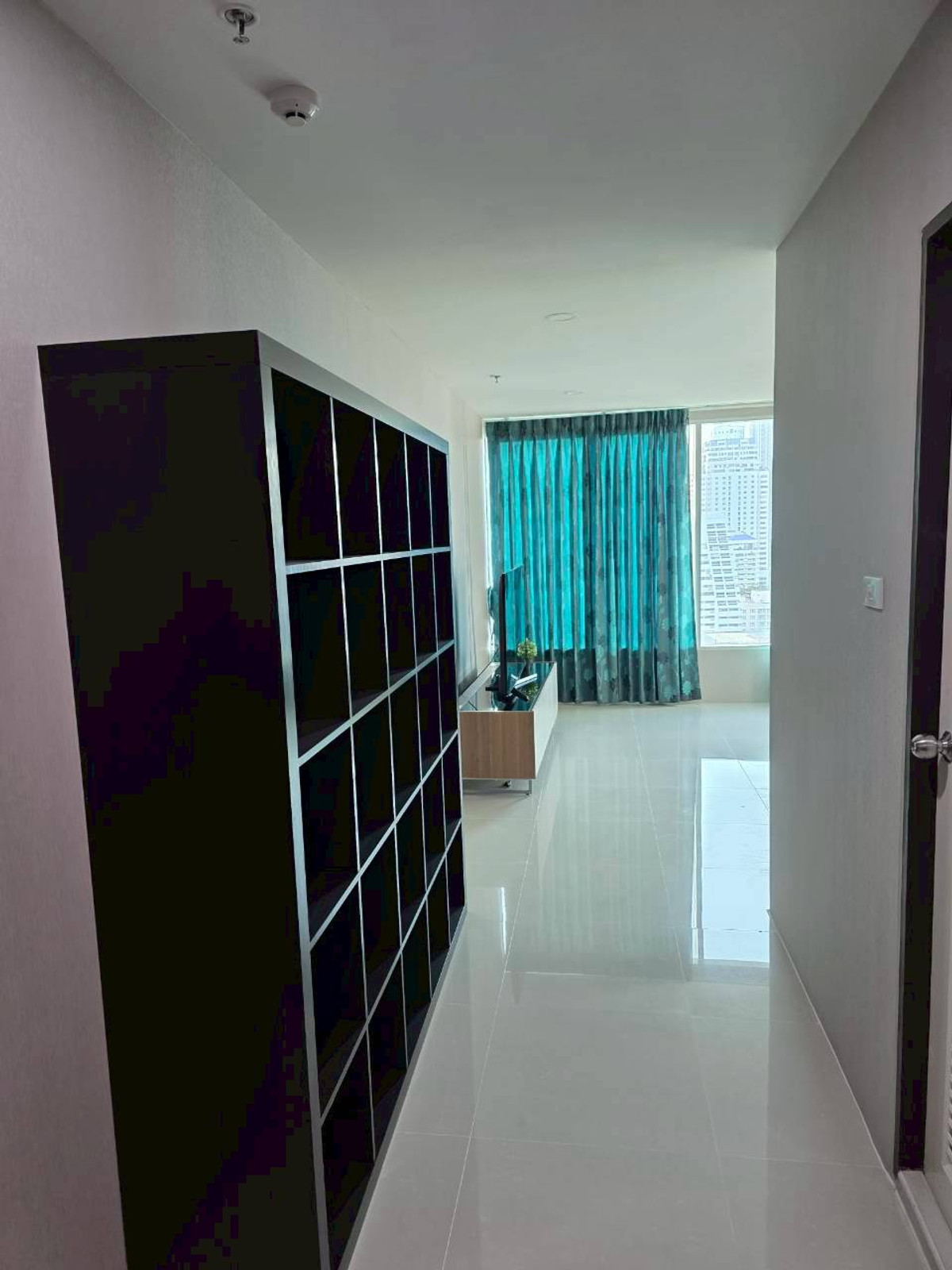 ให้เช่าคอนโดสุขุมวิท อโศก ทองหล่อ : ให้เช่าคอนโด แม่น้ำ รีไซด์ คอนโดมิเนียม (S15-0884)