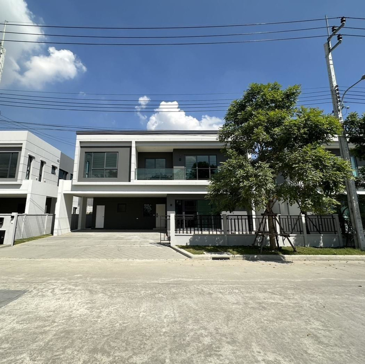 For SaleHouseBangna, Bearing, Lasalle : LTH14257 – House for Sale | Centro Bangna | 289 sqm | 4 Beds 5 Baths | Near BTS Bang Na | 17.8MB | Single house for sale Centro Bangna.