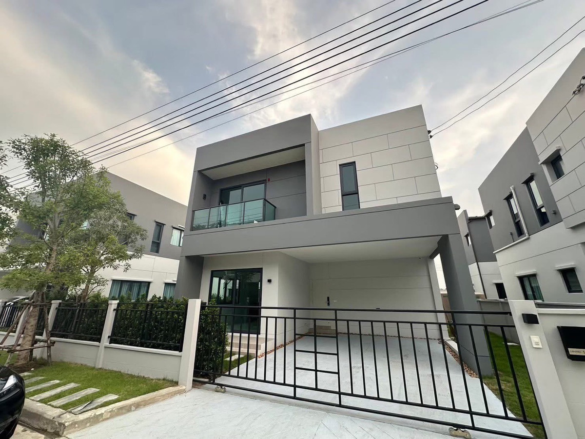 For RentHouseBangna, Bearing, Lasalle : Single house for rent, Centro Bangna, near Mega Bangna, Fully Furniture ✅75,000/month✅