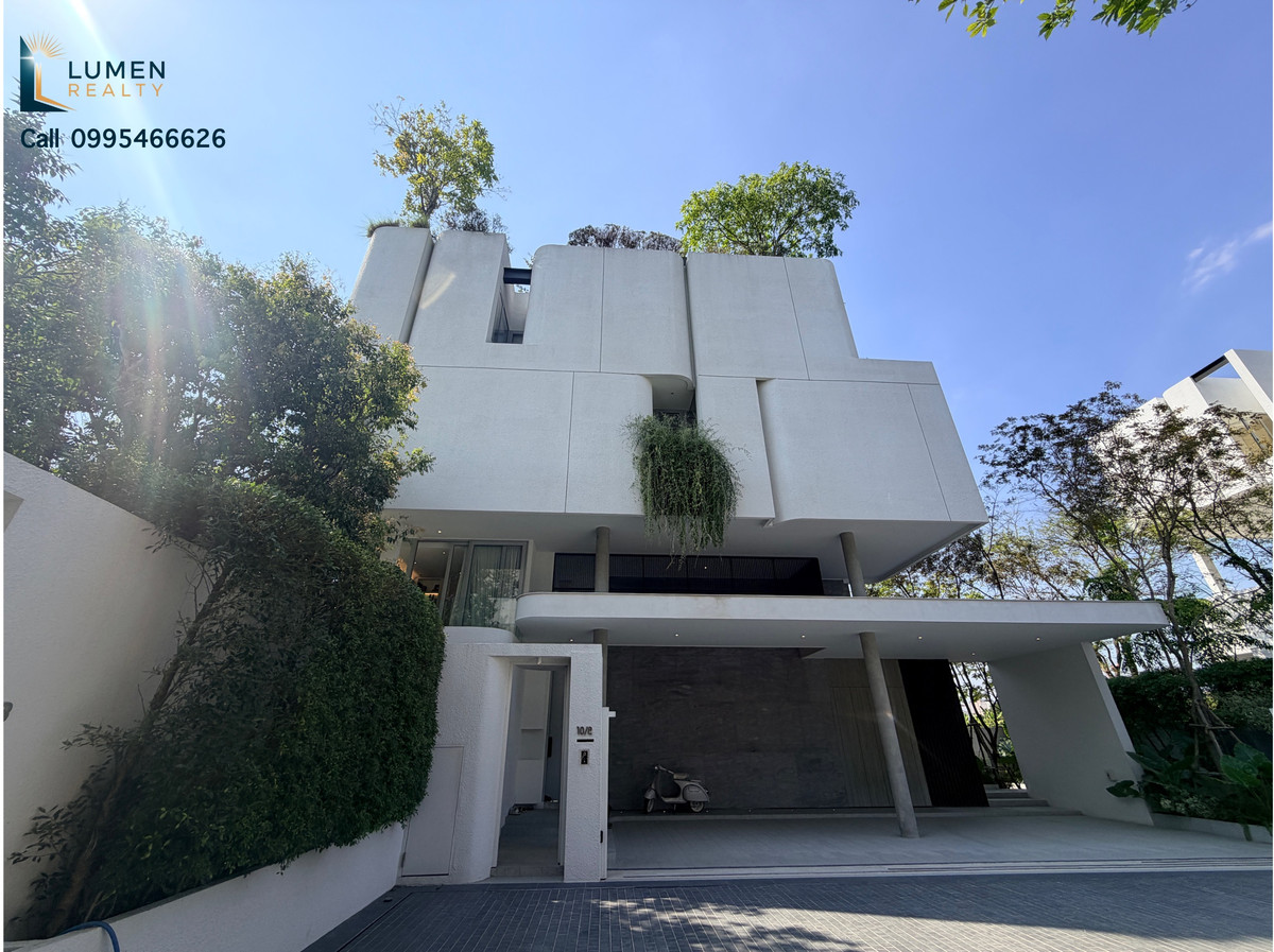 ขายบ้านพัฒนาการ ศรีนครินทร์ : ✨ ขายบ้านเดี่ยวระดับ Ultra-Luxury ใจกลางกรุงเทพกรีฑา พร้อมฟังก์ชั่นห้องใต้ดินแบบ Mancave ✨